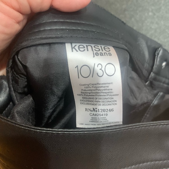 Faux leather black pants - Picture 4 of 4